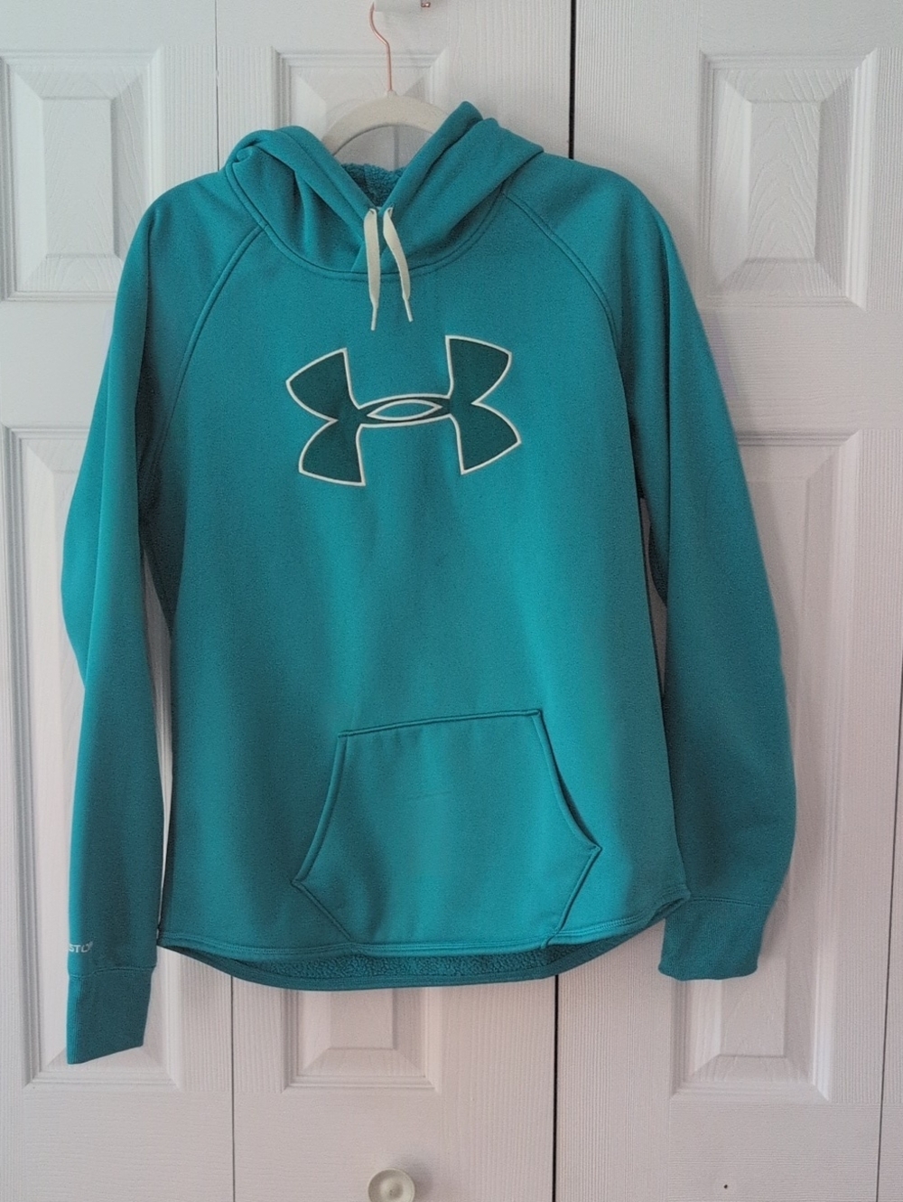 Under Armour Turquoise Hooded Pullover Sweatshirt